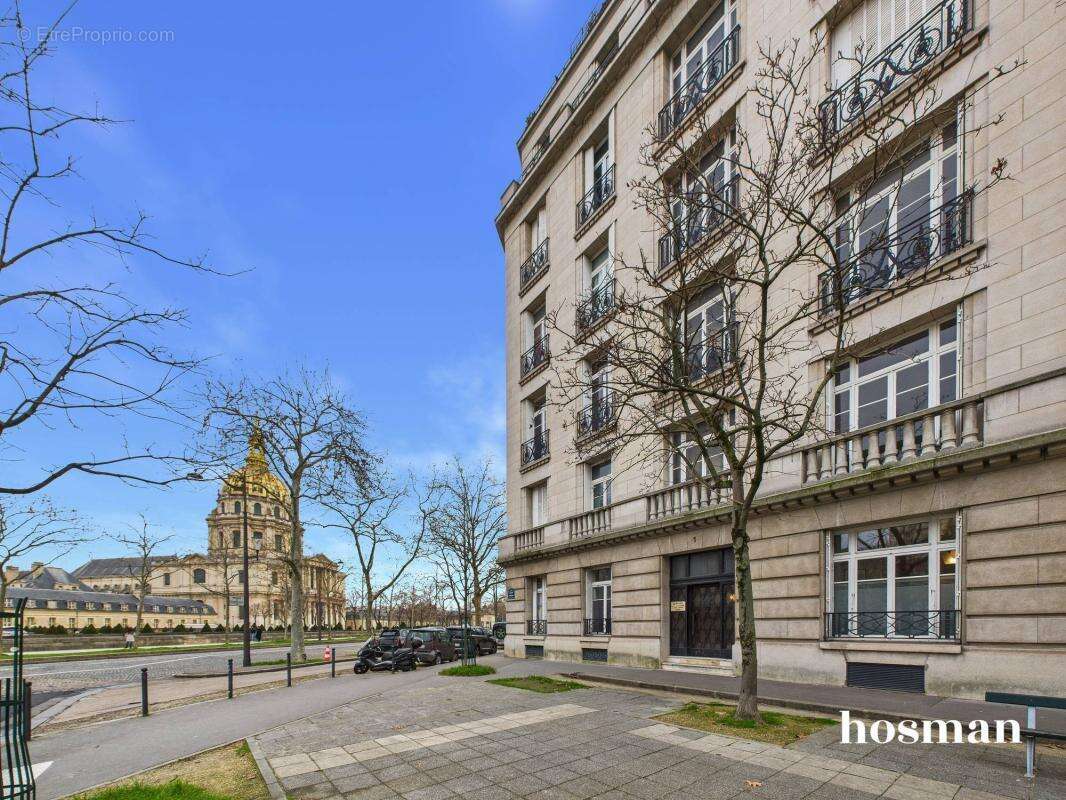 Appartement à PARIS-7E