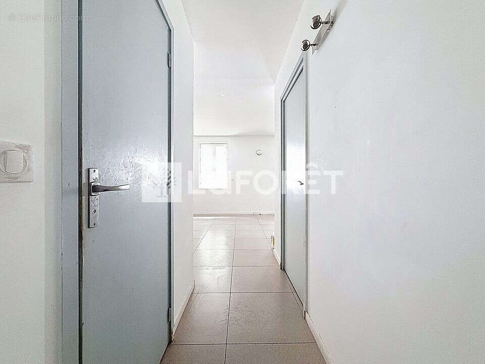 Appartement Marseille 2 pièce(s) 37 m2 - photo 6