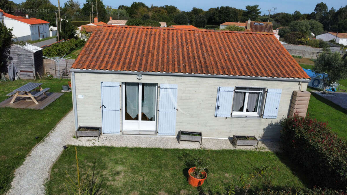Maison à SAINT-HILAIRE-LA-FORET