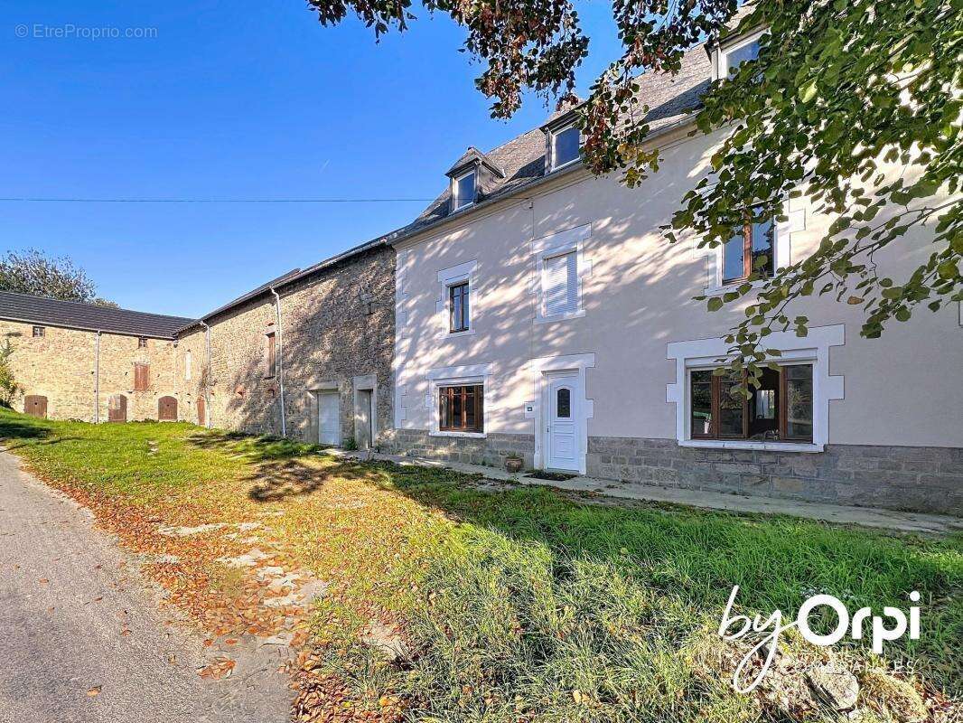 Maison à CHARENSAT
