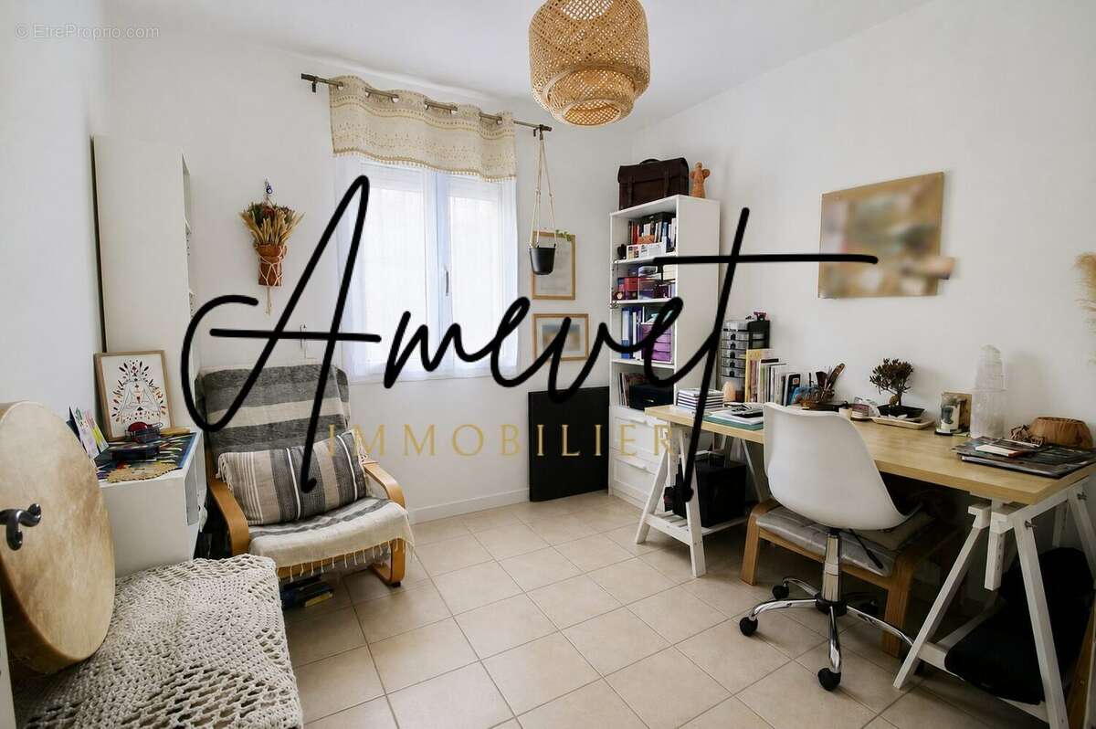 Maison 80 m² à Jonquerettes  - photo 8