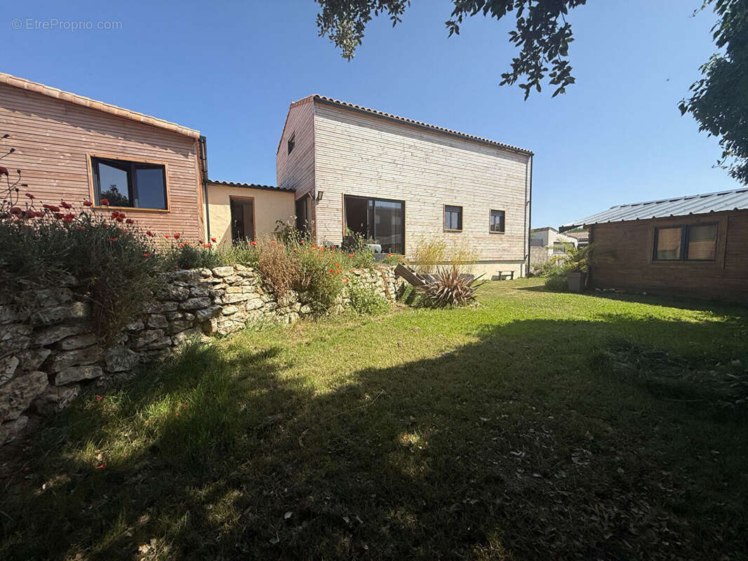 Maison à vendre à Longeville sur Mer - Référence 5418 - photo 2