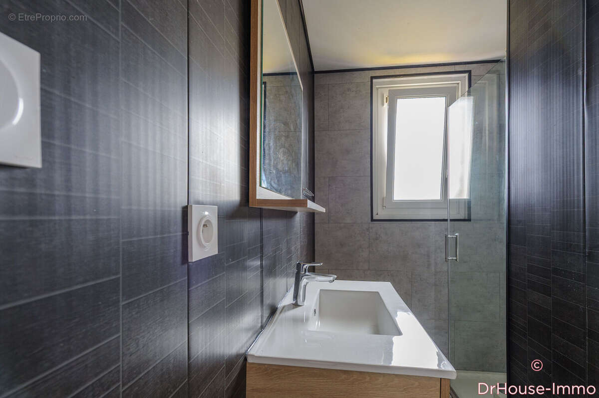 Appartement à ANGOULINS