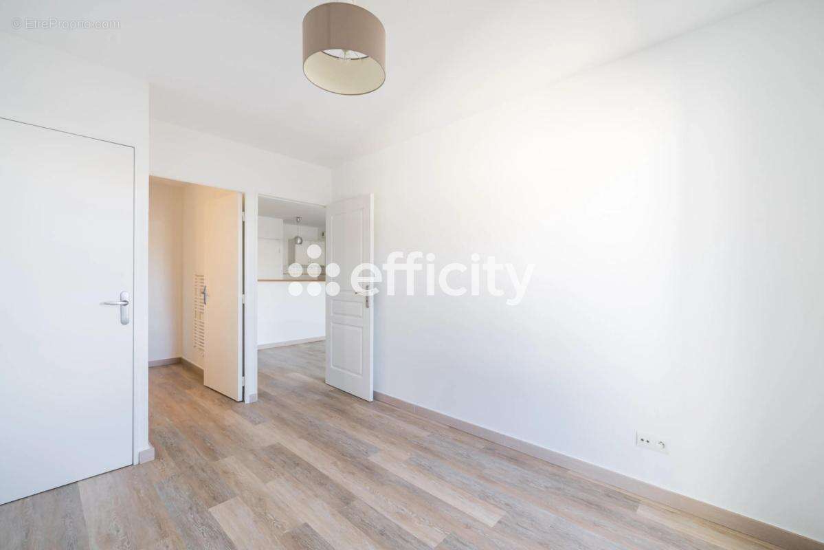 Appartement - photo 2
