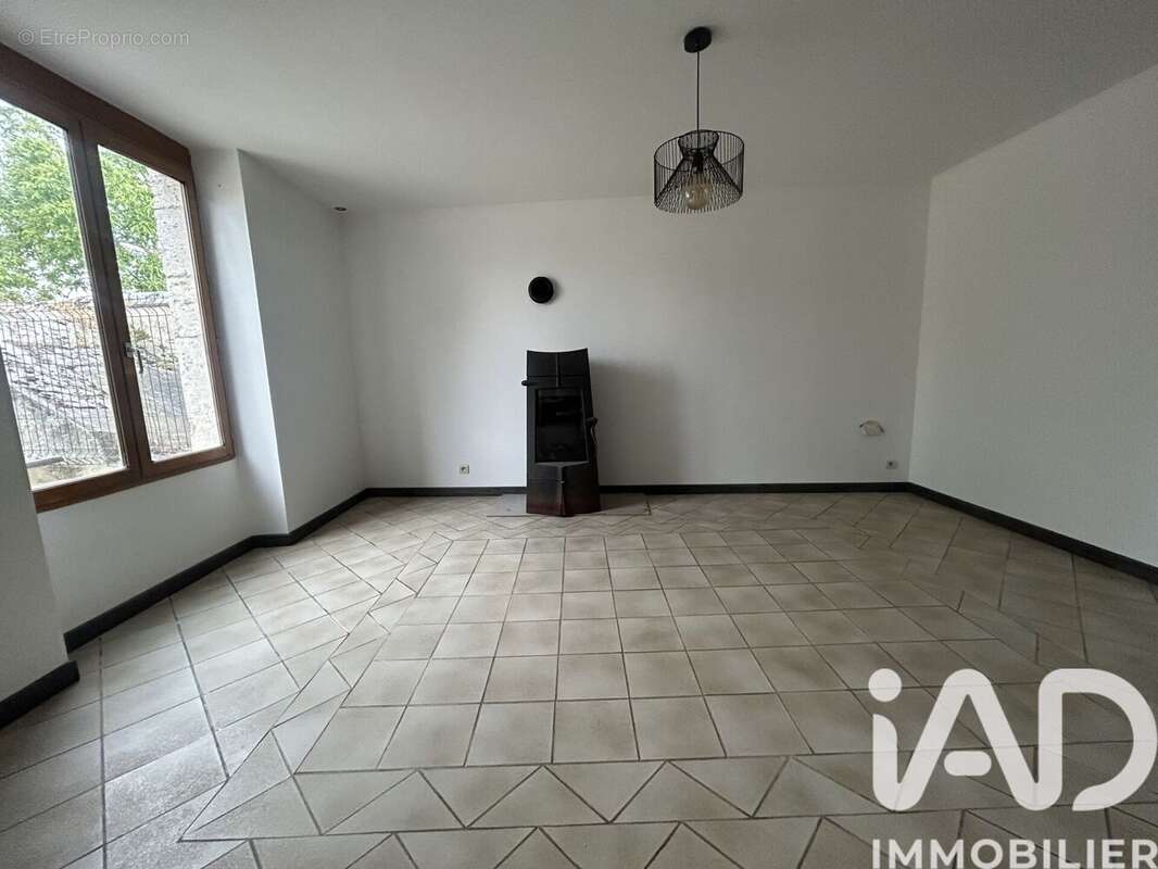 Maison 130 m² à Marolles  - photo 3