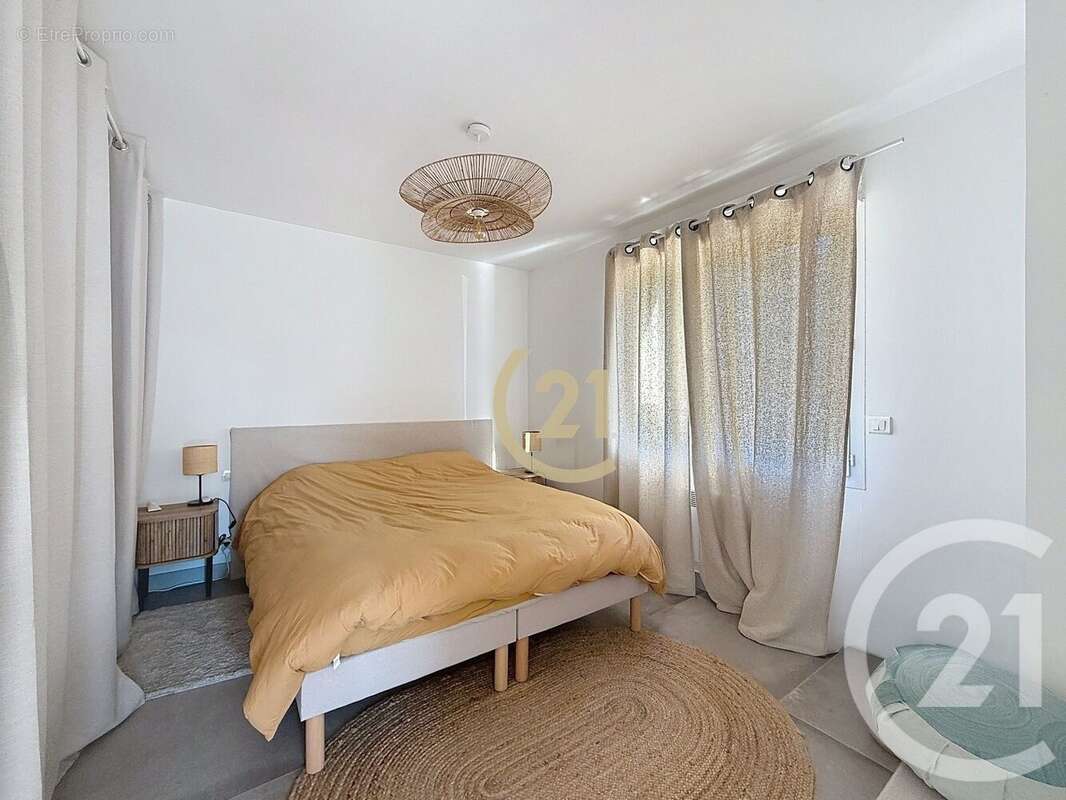 Maison à COURNONSEC