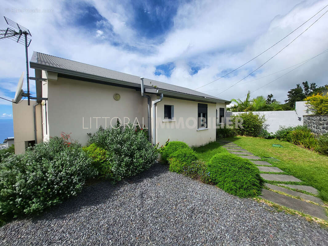 Maison à SAINT-DENIS