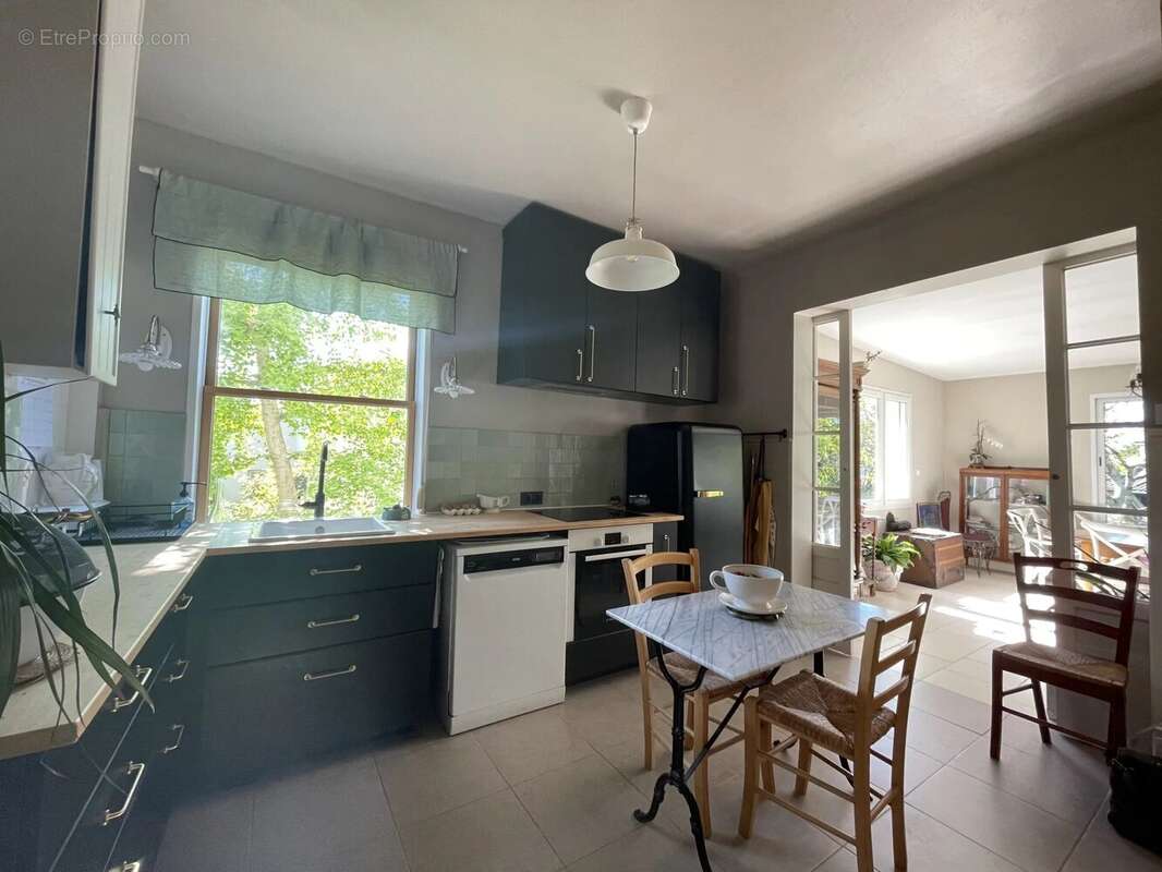 Maison à SAINT-SEBASTIEN-SUR-LOIRE