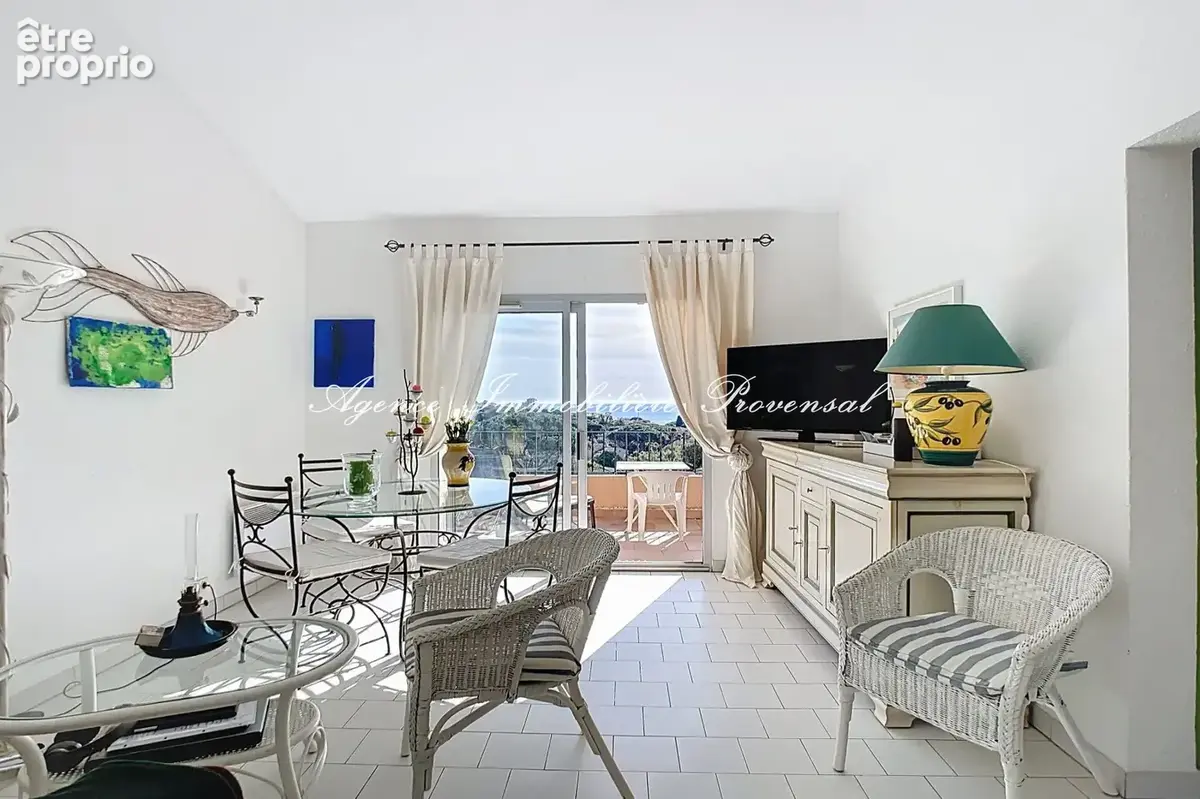 Appartement 43 m² à Sainte-Maxime  - photo 4