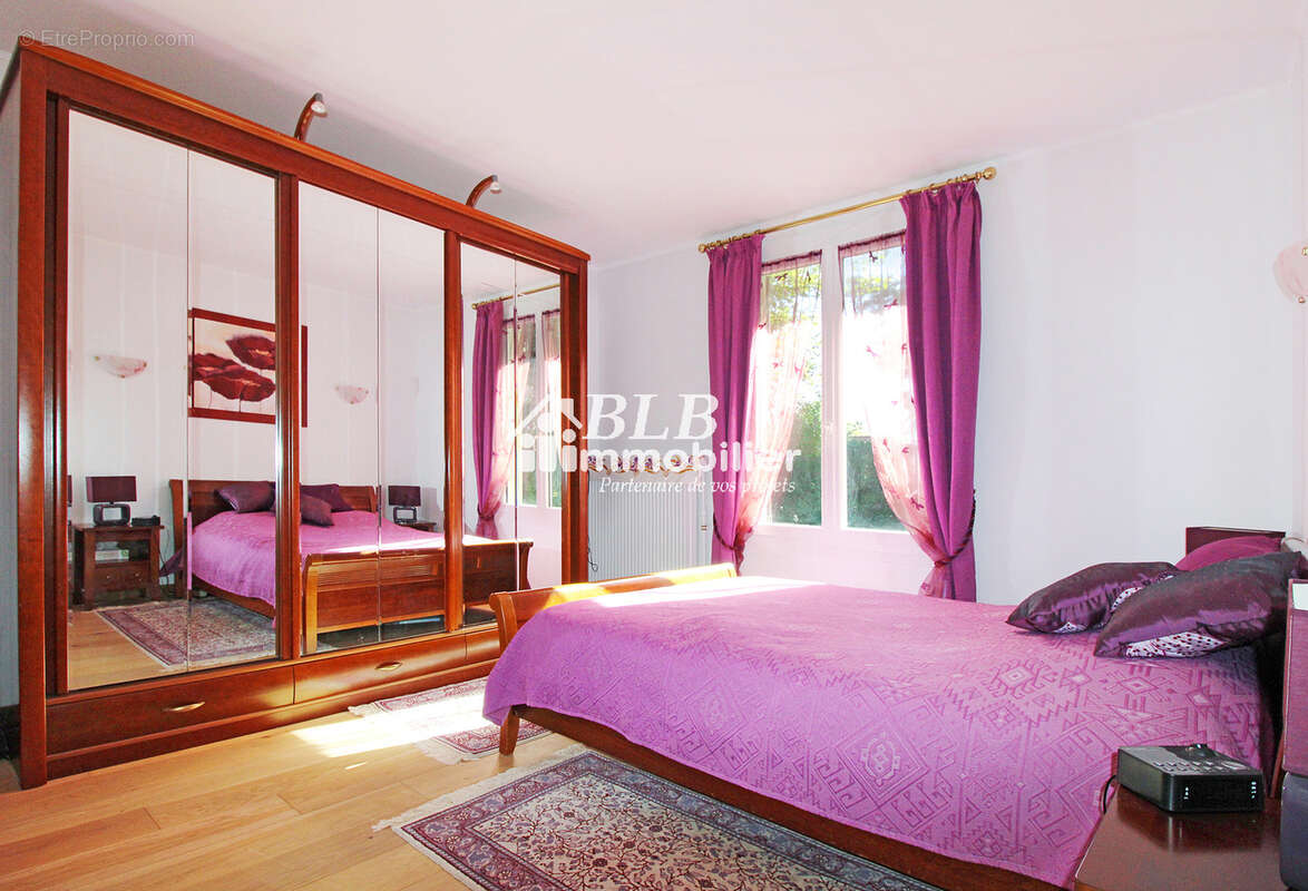 Maison de plain-pied 94m2  3 chambres + garage - photo 11