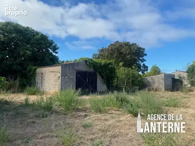 Photo Terrain à Saint-Pierre-D'oleron au prix de 277 600€
