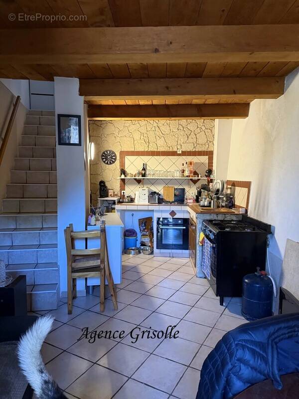 Maison à SAINTE-ANASTASIE-SUR-ISSOLE