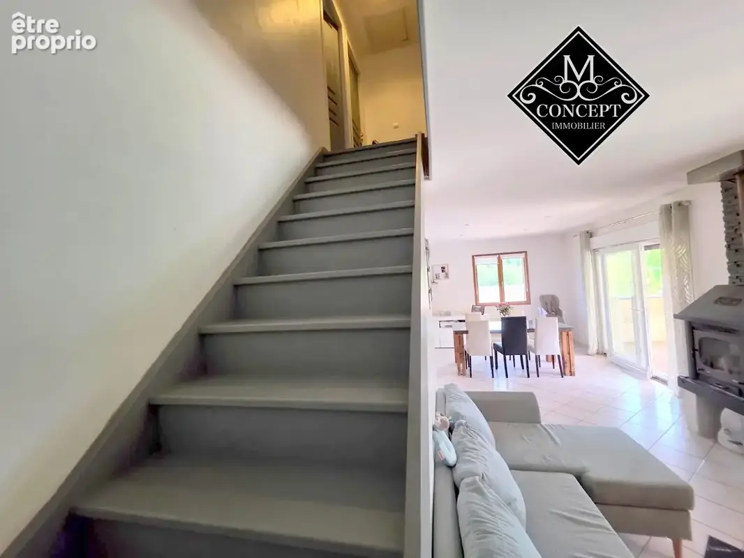 Exclusivité*Maison*4 chambres*Immense sous-sol*Piscine*74270 VANZY - photo 22