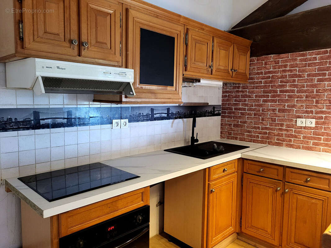 Appartement à NEUVILLE-SUR-SAONE