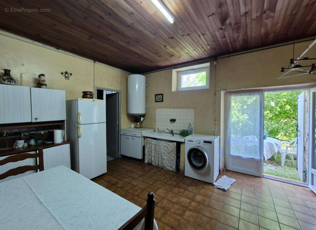 Maison en pierre avec beau terrain – cadre exceptionnel, sur le chemin de Saint-Jacques, à LA ROMIEU (32480) - photo 15