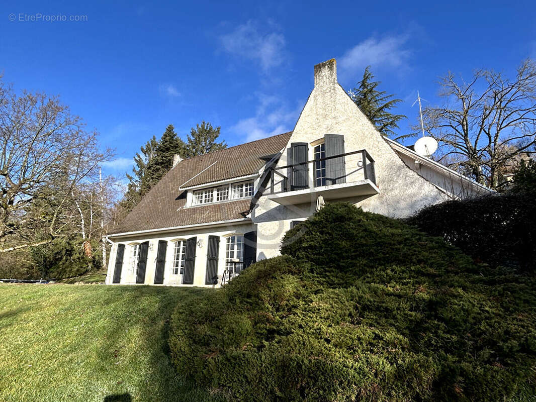 Maison à LA COTE-SAINT-ANDRE