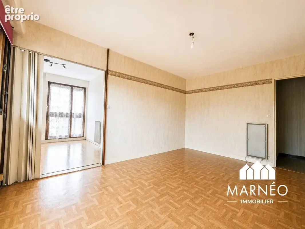 Appartement 4 pièces 71 m² à vendre à Chalons-En-Champagne (51000) - photo 8