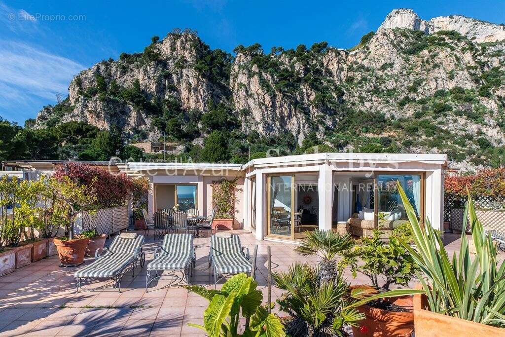 Appartement à CAP-D'AIL