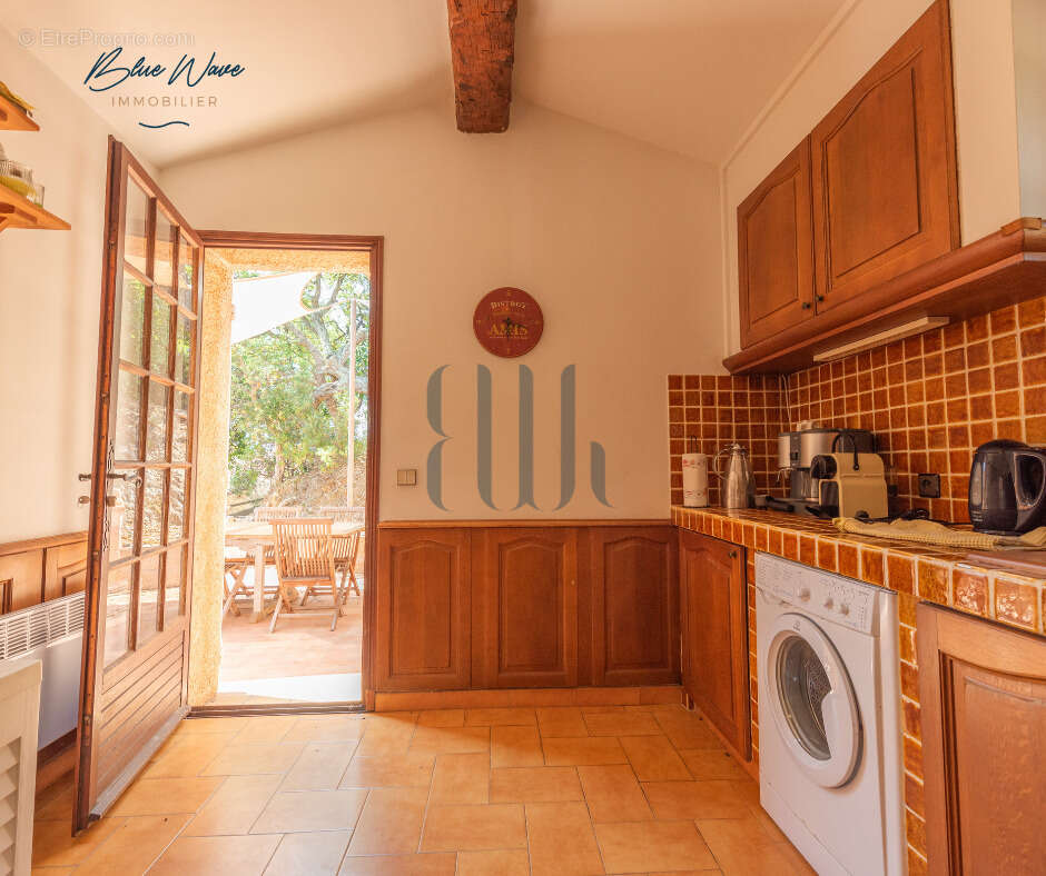 Maison à ROQUEBRUNE-SUR-ARGENS