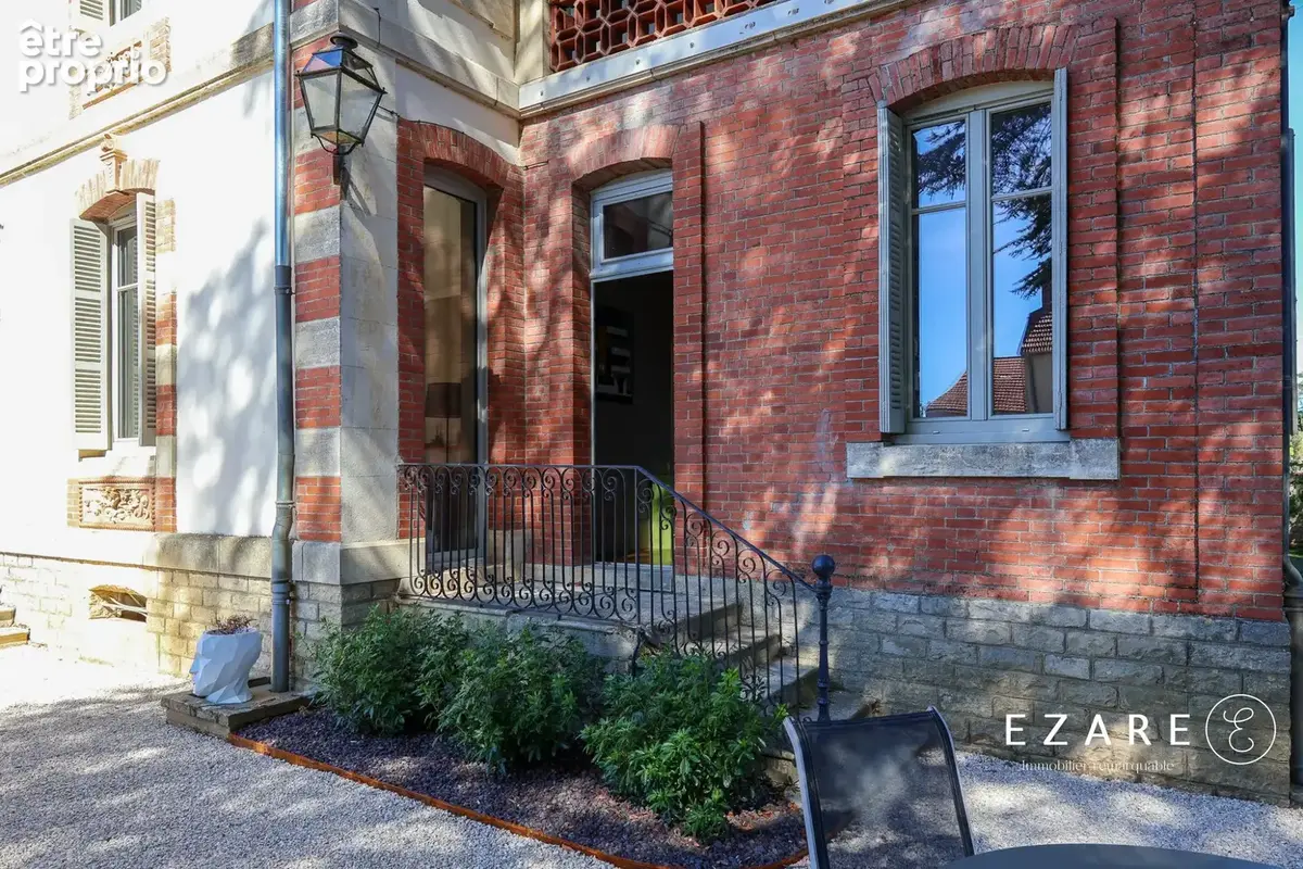 Maison 9 pièces 230 m² à vendre à Fontaine-Francaise (21610) - photo 3