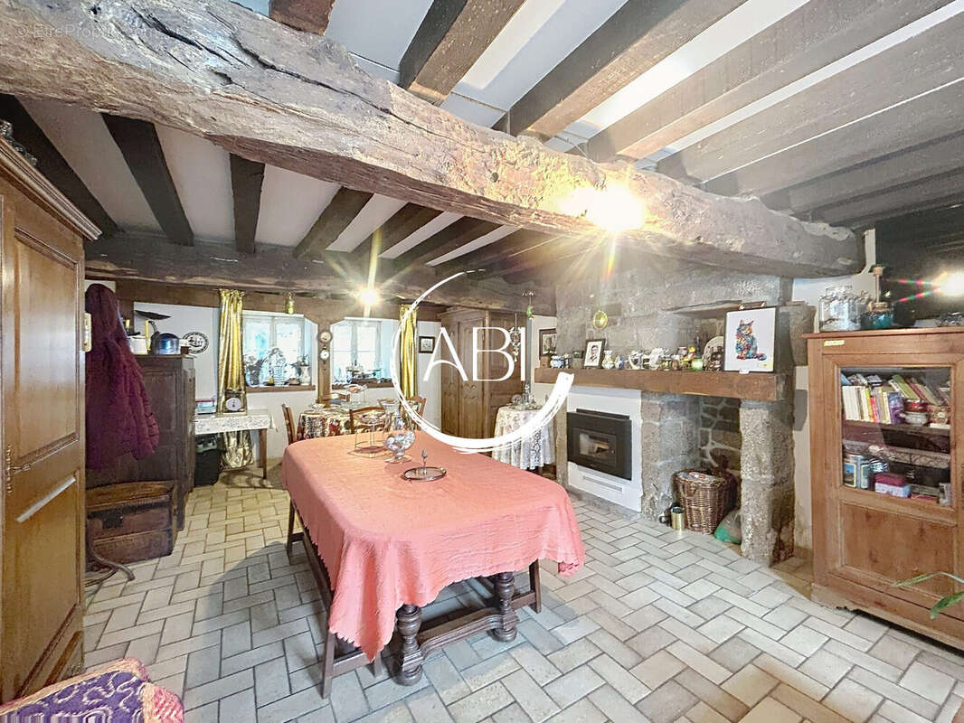 Maison à BEAUVAIN