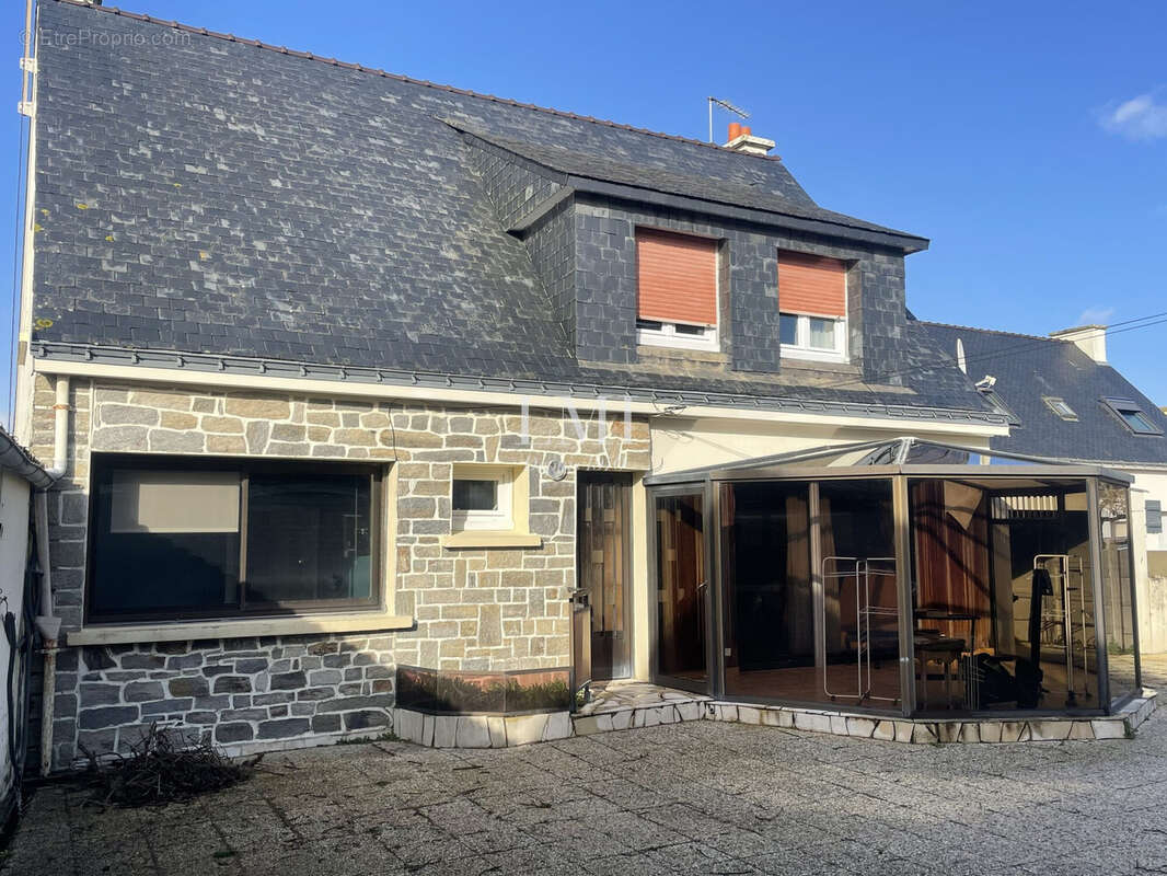 Maison 115 m² à Gavres  - photo 2