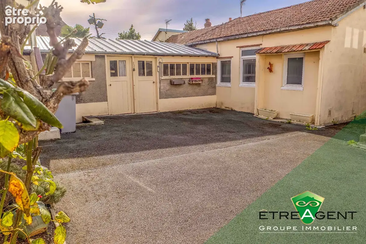 Maison en pierre 5 pièces de 130m² sur 322 m² de terrain - photo 3