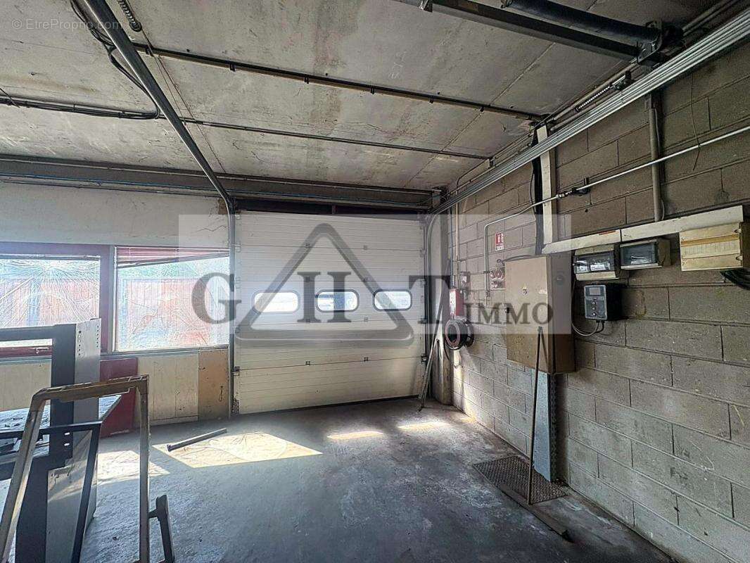 Entrepot 450 m² a savigny le temple a vendre - photo 13