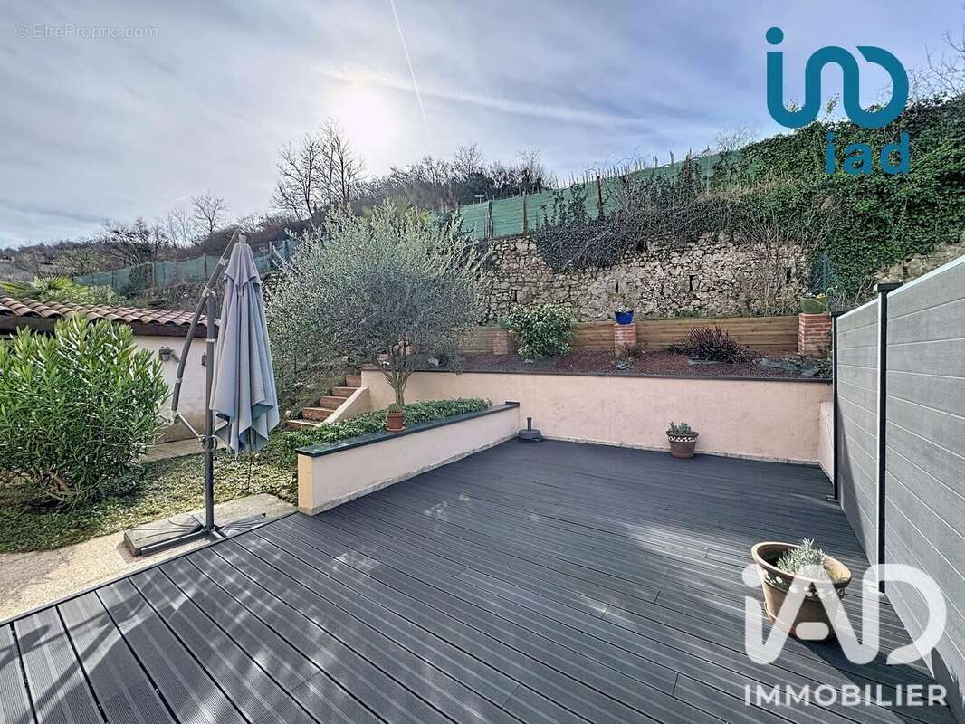 Maison 106 m² à Chavanay  - photo 2