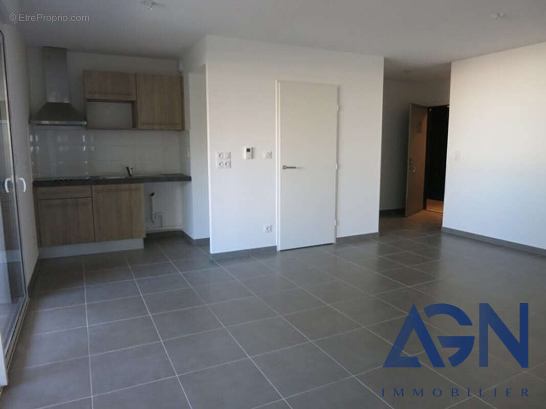 Appartement à SAINT-JEAN-DE-VEDAS