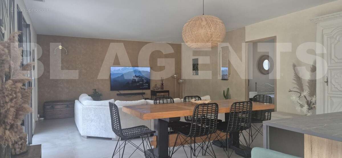 20251020_145459 - Maison à PALAJA