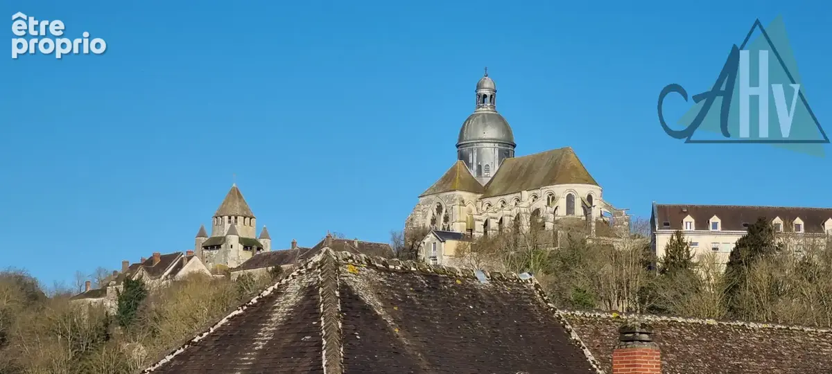 Maison de ville sur sous-sol total - 143 m2 - Hyper centre de Provins - photo 18