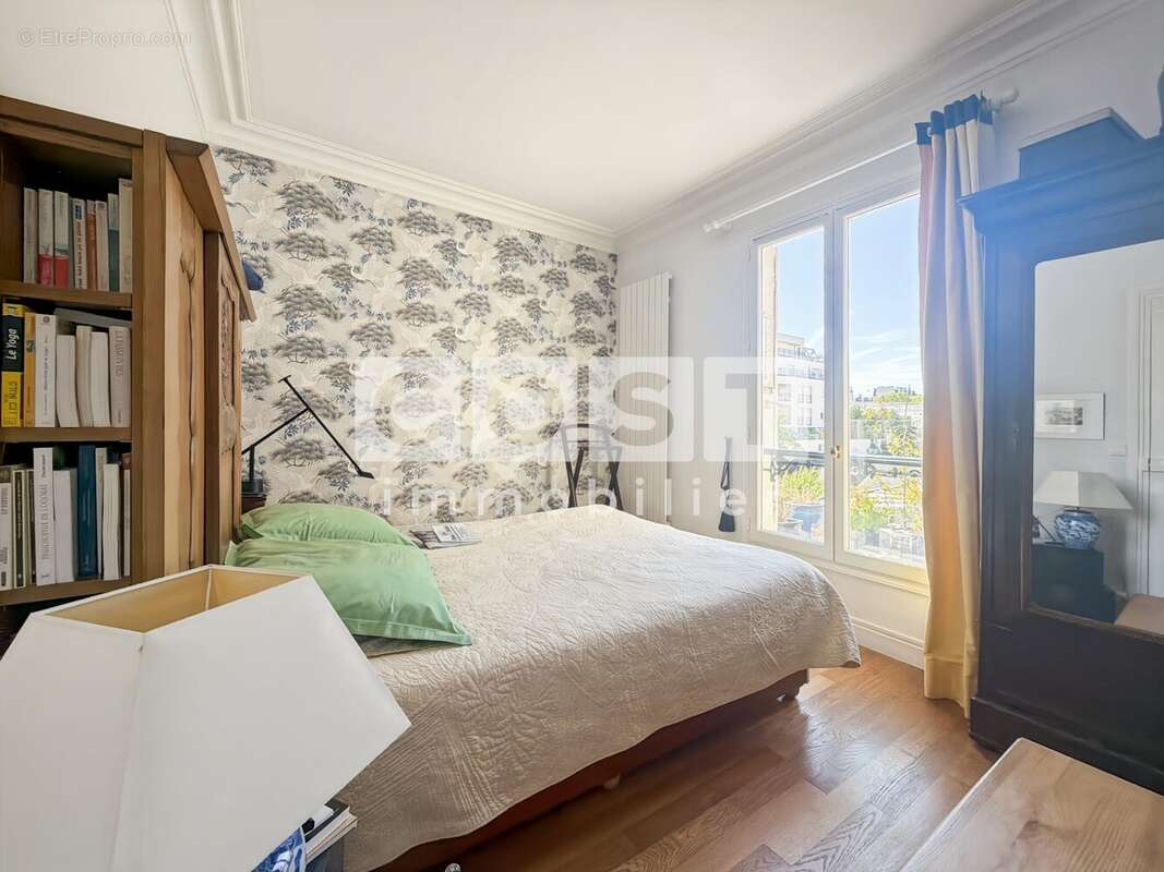 Appartement à BOIS-COLOMBES
