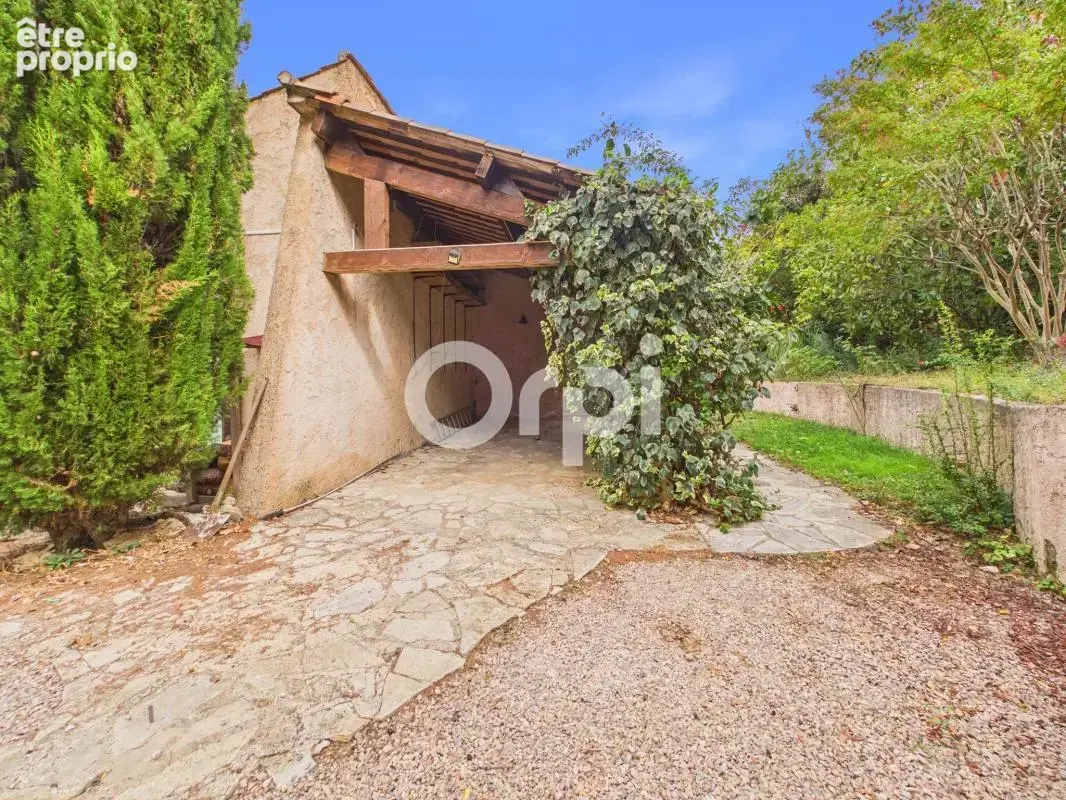 Plain pied - calme - jardin - proche village - photo 4