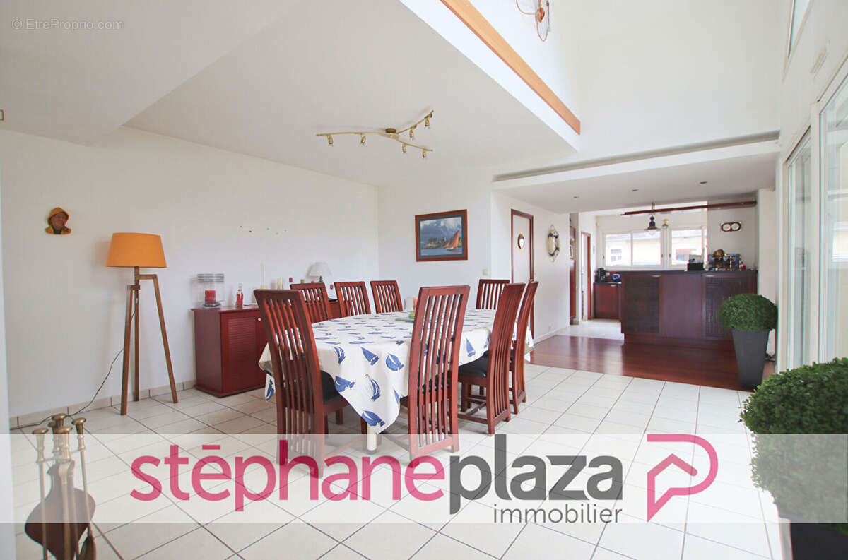 Maison à NOYAL-SUR-VILAINE