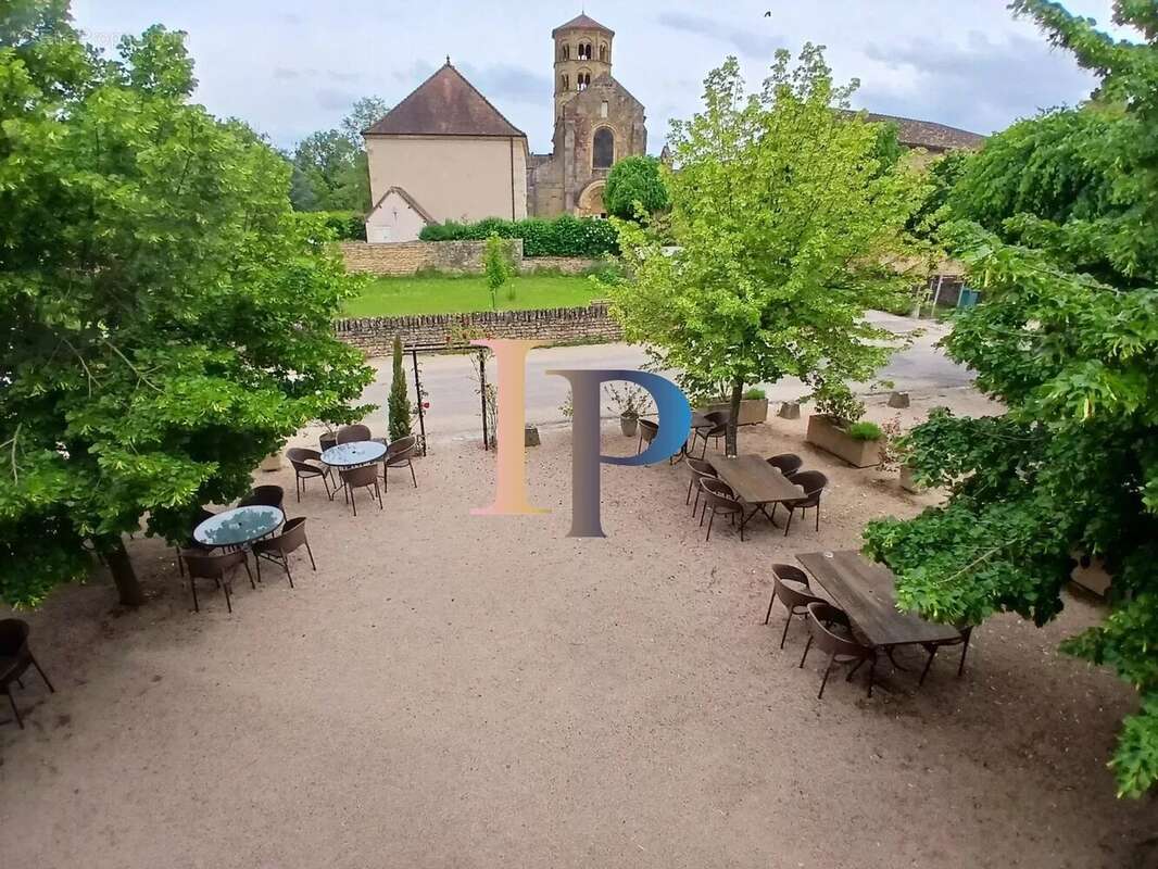 Commerce à ANZY-LE-DUC