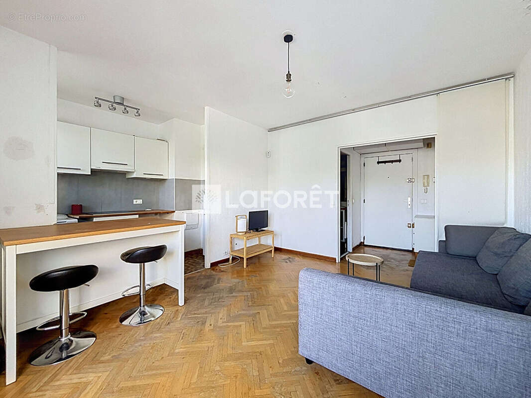 Appartement à MARSEILLE-8E