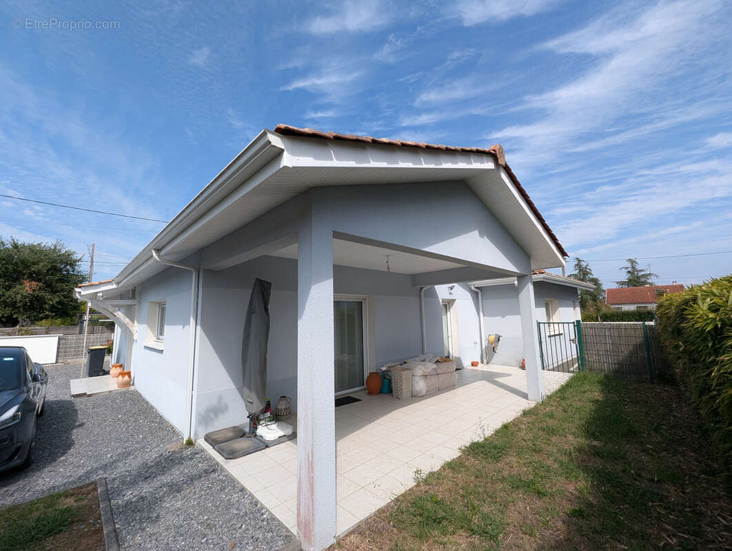 Commerce à GUJAN-MESTRAS