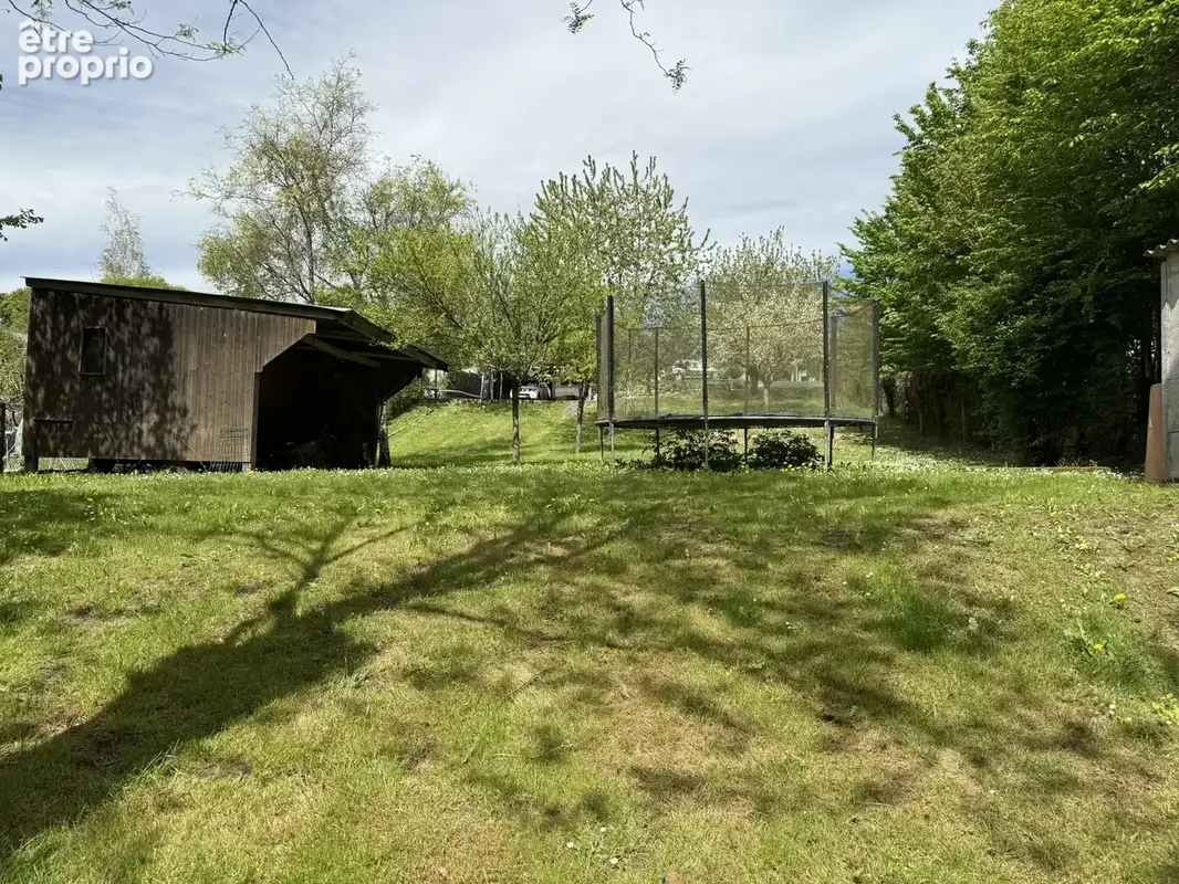MAISON de 144 m2 sur 2 niveaux et grand garage, dépendances en bordure de Claise. - photo 20