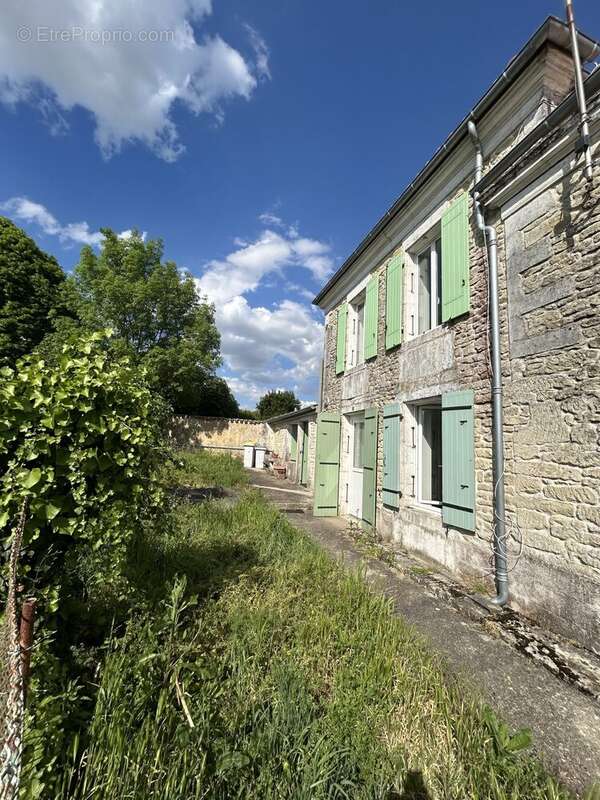 Maison à MURON