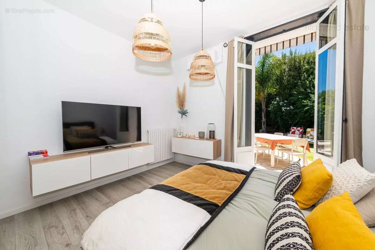 Le cannet - limite cannes - grande maison familiale renovee avec piscine - photo 14