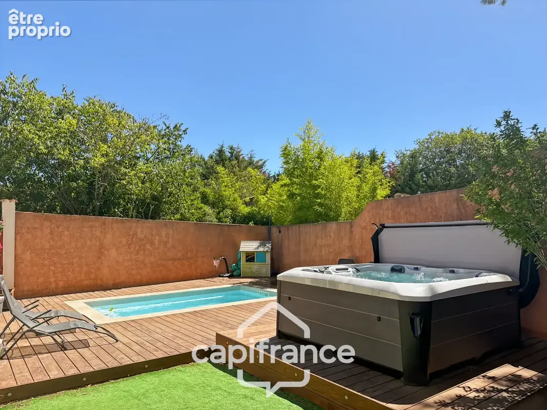 LE CRÈS – Maison familiale avec appartement indépendant, piscine et revenu locatif - photo 11