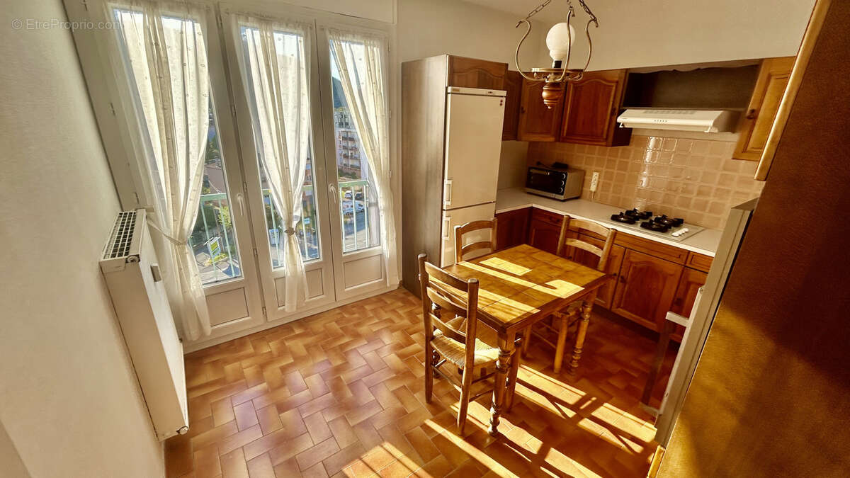 Appartement à TOURNON-SUR-RHONE