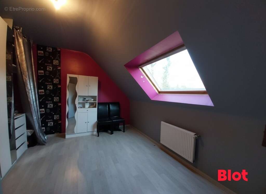 Maison 118 m² à Erce-En-Lamee  - photo 6