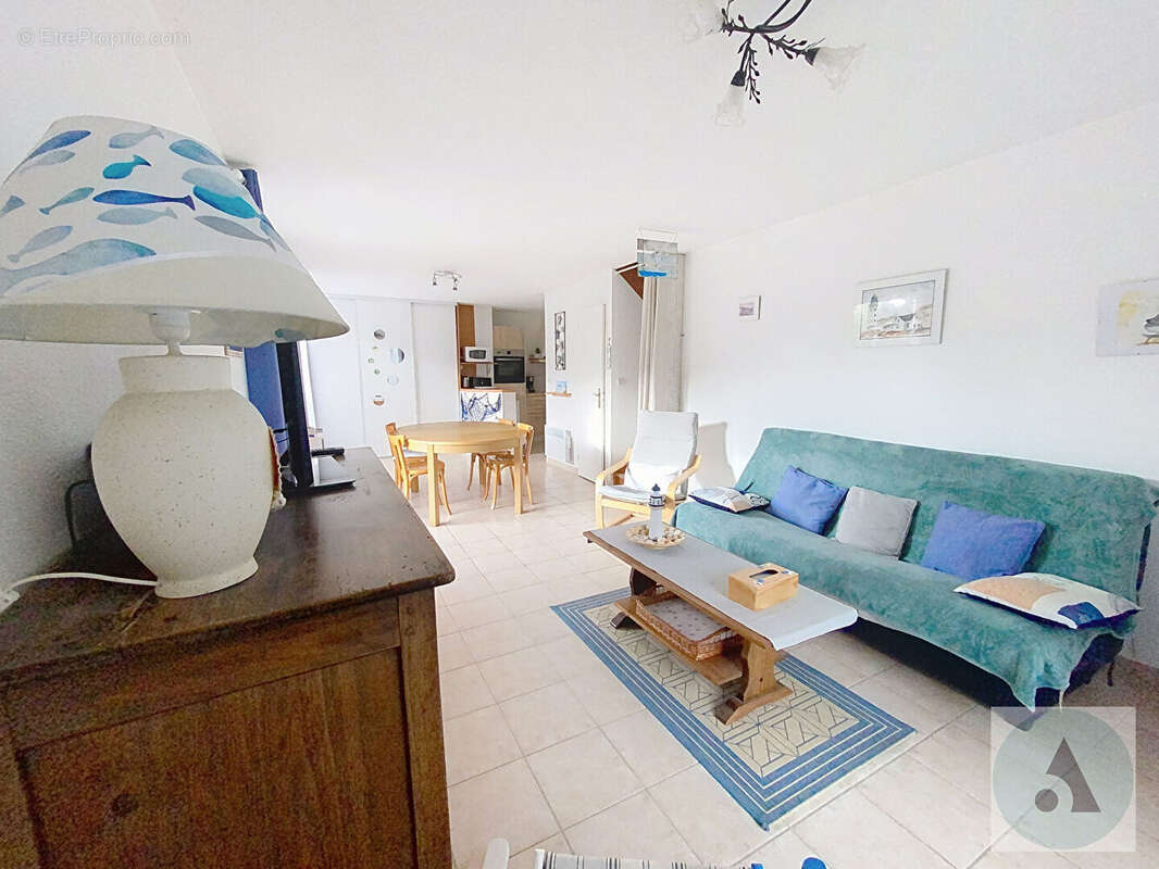 Appartement à COLLEVILLE-MONTGOMERY