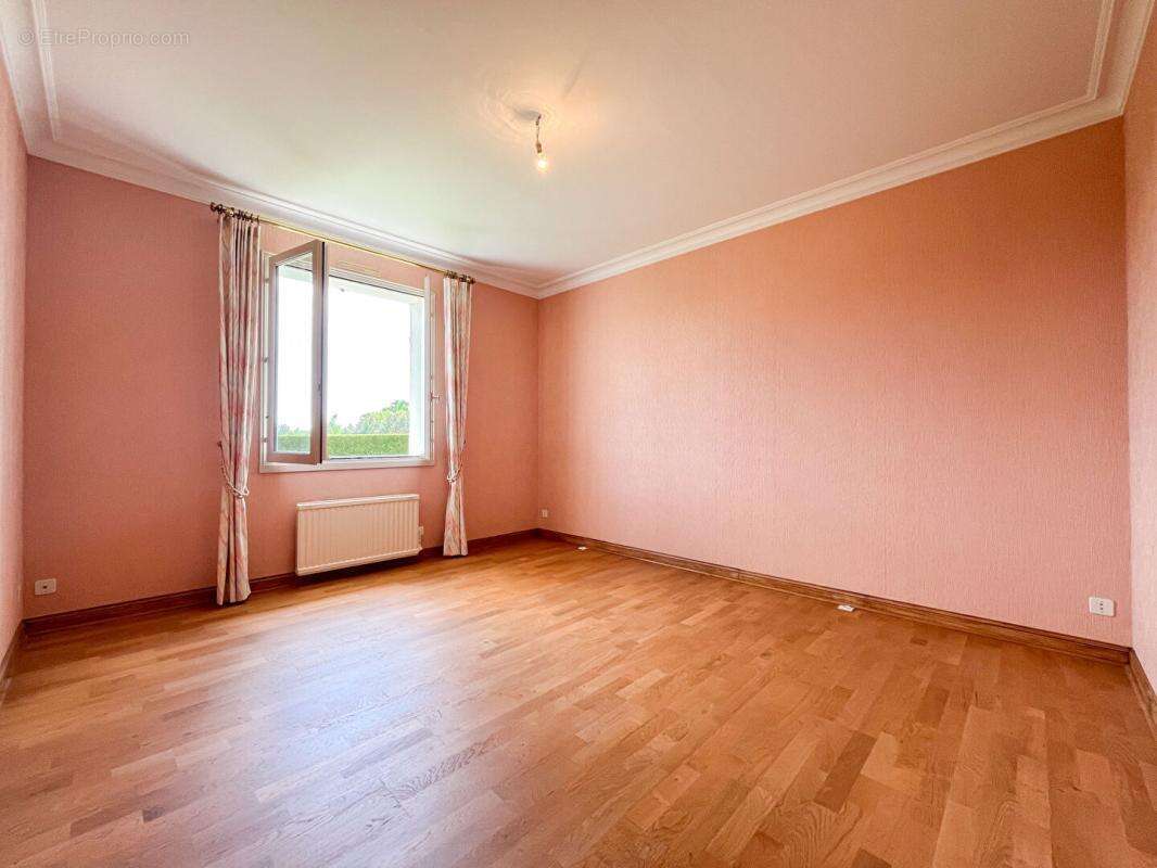 Maison Courmemin 8 pièce(s) 173.06 m2 - photo 6