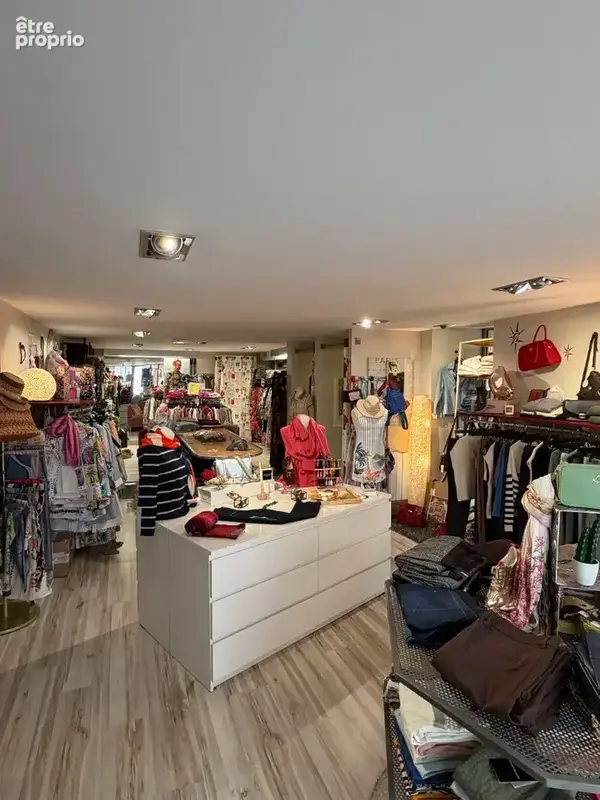 Fonds de commerce Saint Junien - Prêt à porter - Bonne opportunité Faible prix - photo 2