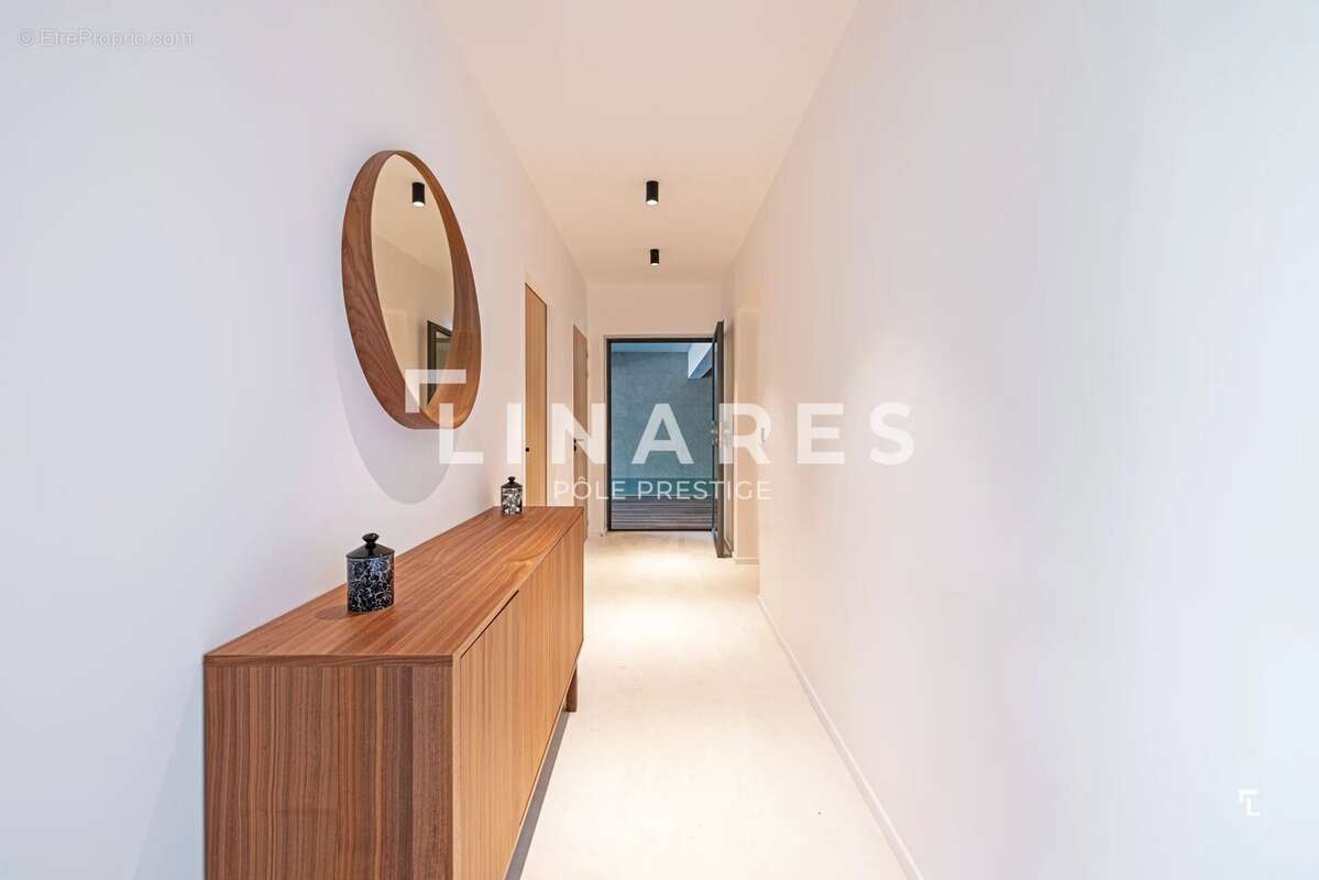 Domaine bellevue - mas de 459 m² - 13610 le puy sainte reparade - photo 12