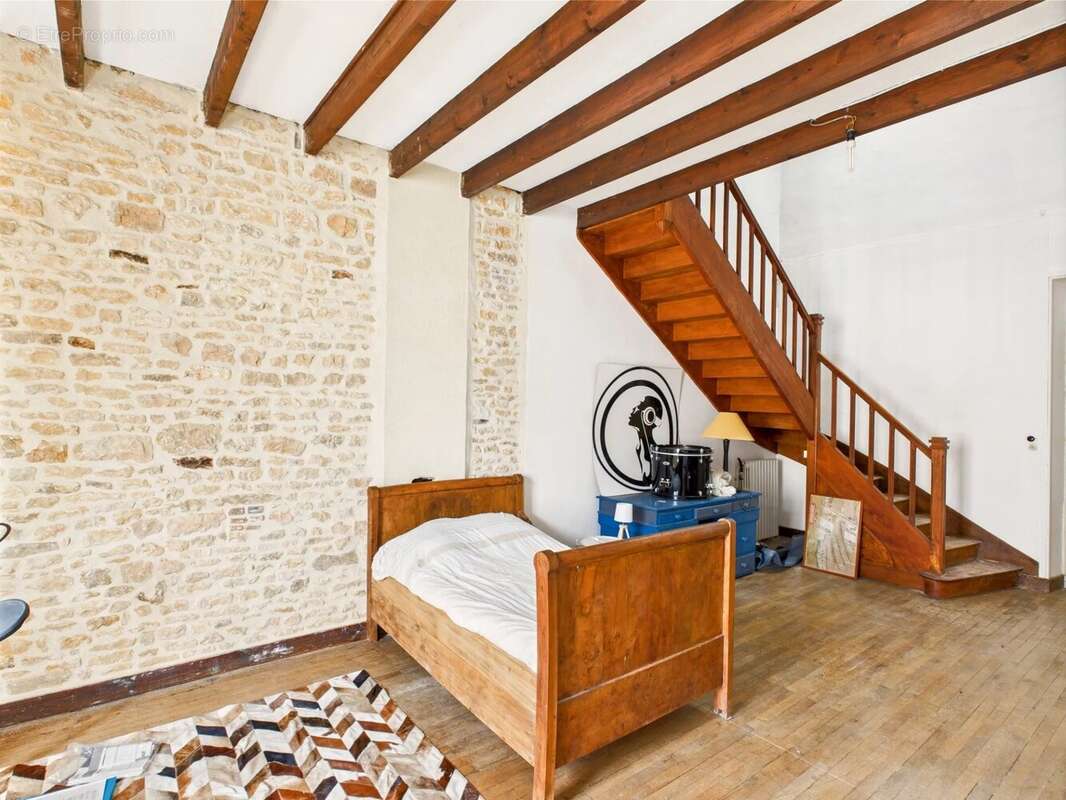 Maison à RUFFEC