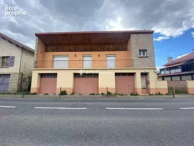 Maison à SAINT-GEORGES-DE-LUZENCON